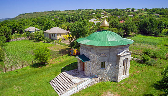 Храм Преподобной Параскевы Сербской